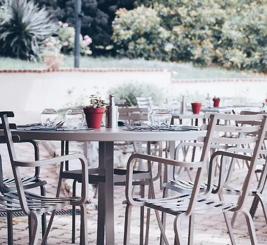 Hotel Restaurant La Musardiere Giverny